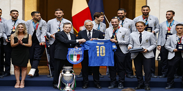 获得这样的成绩意大利总统祝贺球队欧洲杯夺冠
